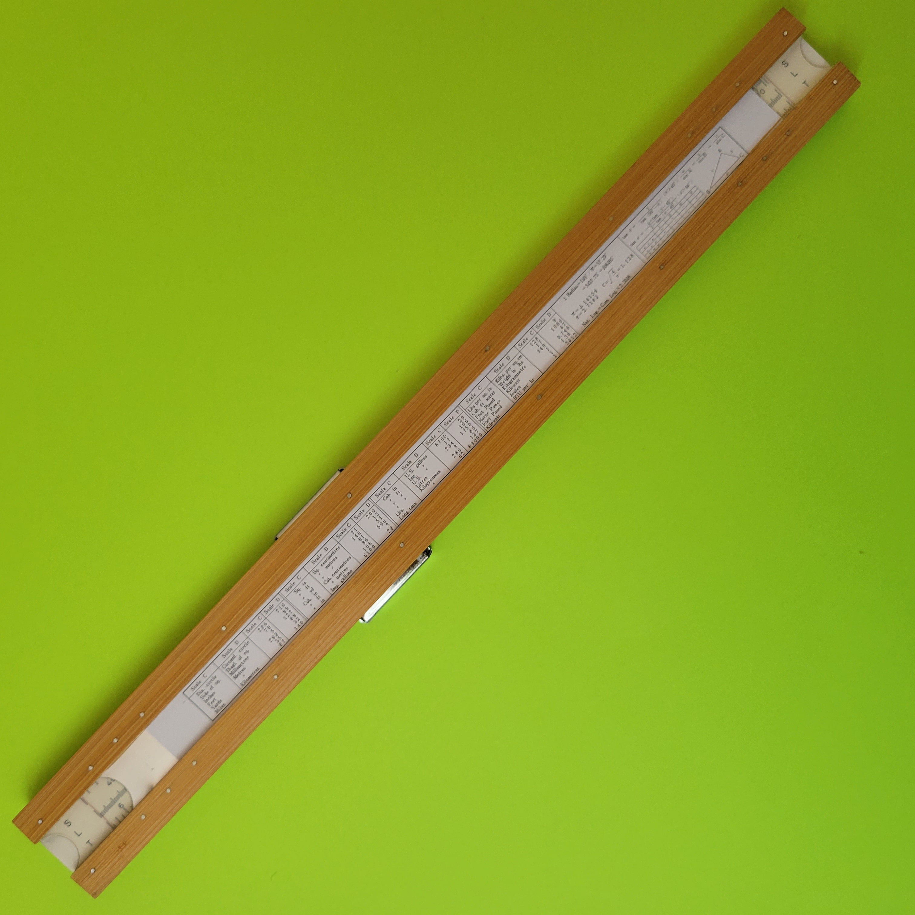 An image of the back of a Sun Hemmi 341 3526 slide rule